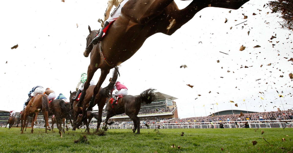 GRAND NATIONAL - Aintree Racecourse, Saturday 11 April 16:15